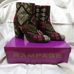RAMPAGE Nadya Geo Embroidered Booties 8.5